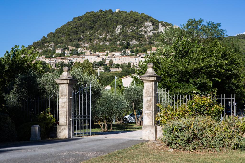 Hotellerie Du Domaine De Cabasse Seguret Exterior photo